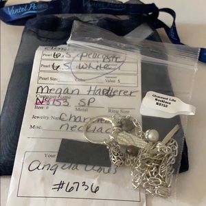 Vantel charmed life necklace with peacock pearl